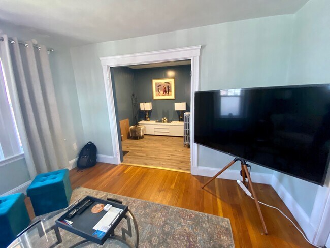Photo - 70 Litchfield St Unidad 1