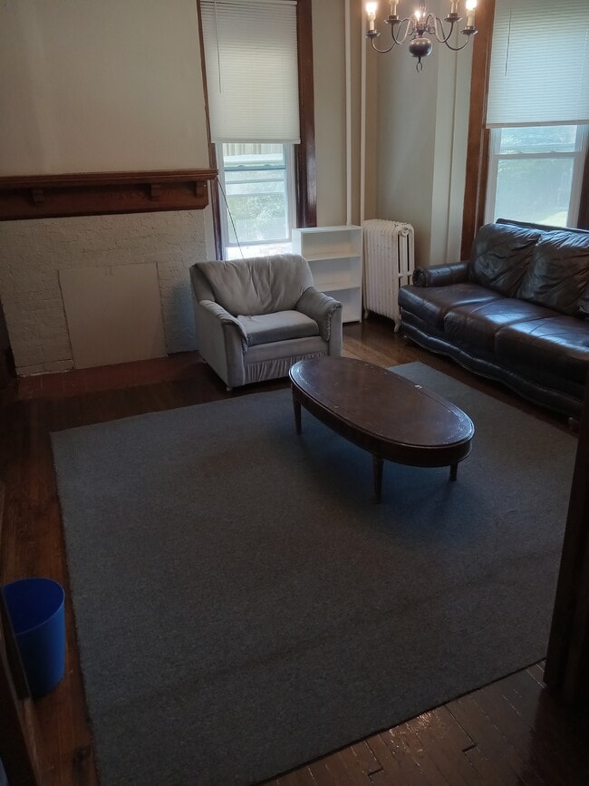 Apt 4 - living room - 523 E State St Unit 3