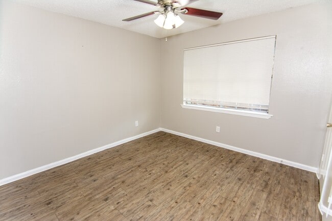 Photo - 1667 Northwood St Unit 1667