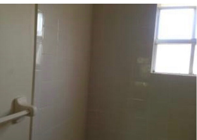 Photo - 465 SW 86th Ave Unit 202