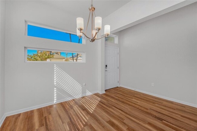 Photo - 9941 Comely Bnd