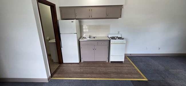 Photo - Becher Unit 3