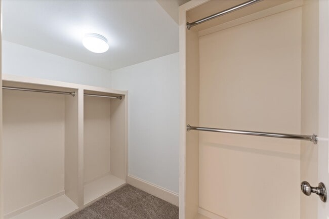 Photo - 36 Waterway Ct