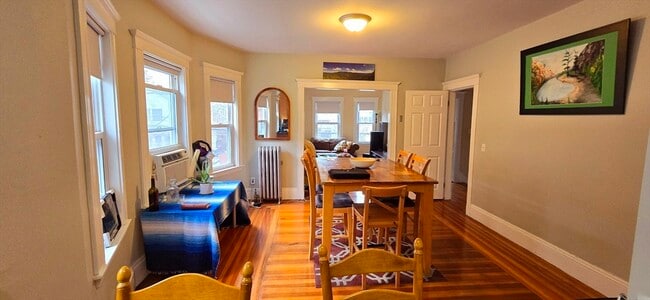 Photo - 58 Bristol Rd Unit 2