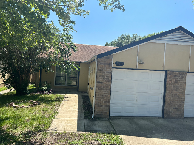 Photo - 14511 Clovelly Wood Townhome