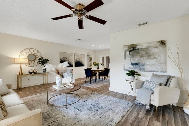 Photo - 1100 Pinellas Point Dr S