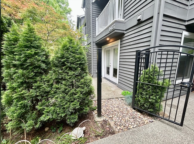 Photo - Madison Park Townhome