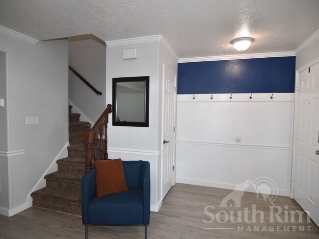 Photo - 916 Greenridge Ave