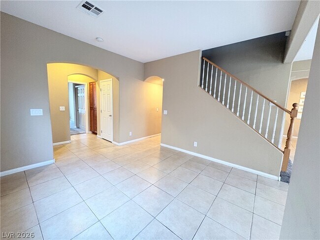 Photo - 5014 Golden Antelope Way