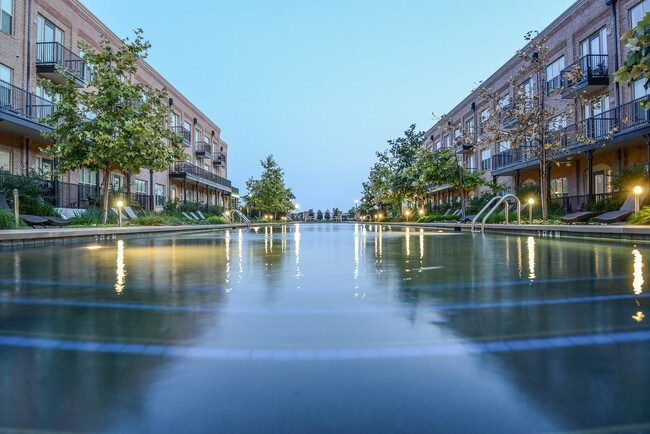 The Flatiron District at Austin Ranch Apartments For Rent in The Colony