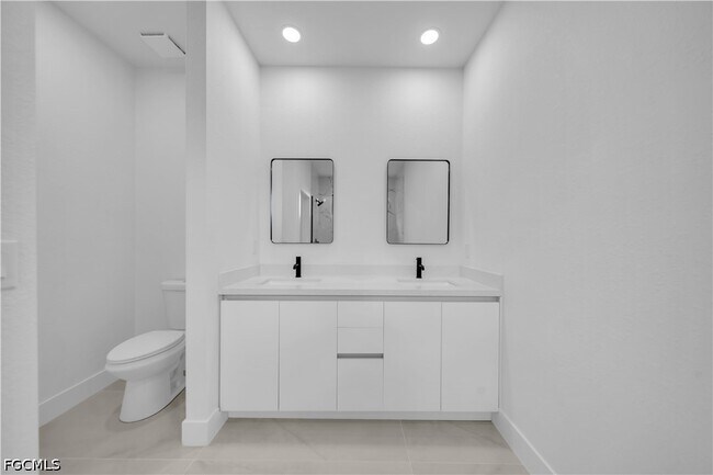 Photo - 2509 50th St W