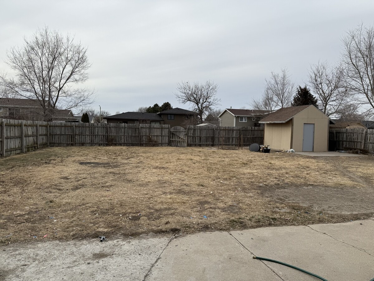 Photo - 1403 Freedom Ln