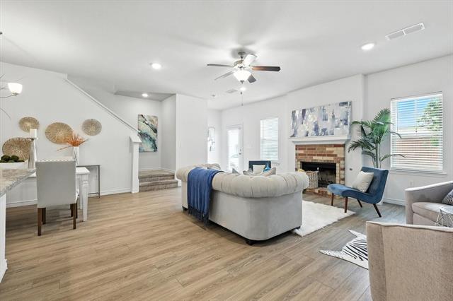 Photo - 8712 Tudor Pl