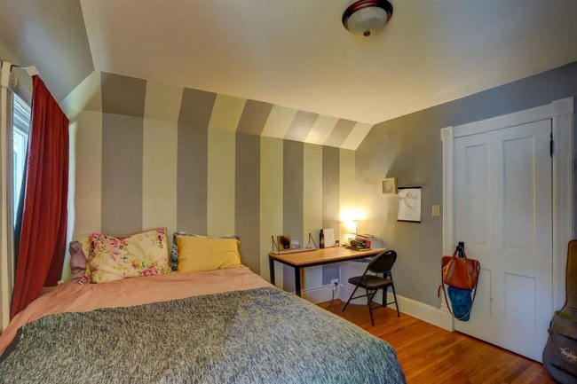 Dormitorio - 1027 Drake St Unidad #2