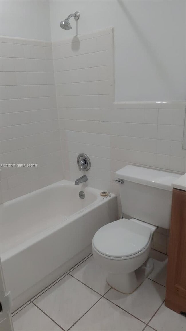 Photo - 5420 NW 11th St Unit 307