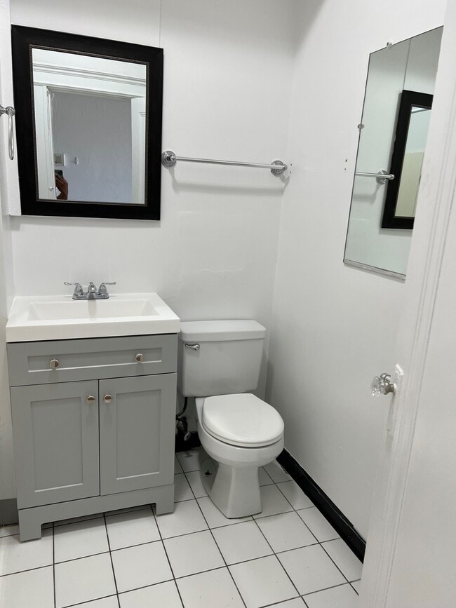 Photo - 270 Huntington Ave Unidad 205