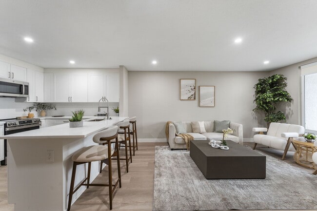 Tamarack Sands Apartment Homes