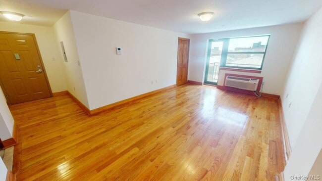 Photo - 135-23 82nd Ave Unit 3e