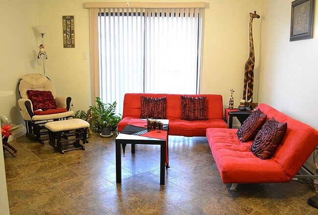 Photo - 904 University Oaks Blvd
