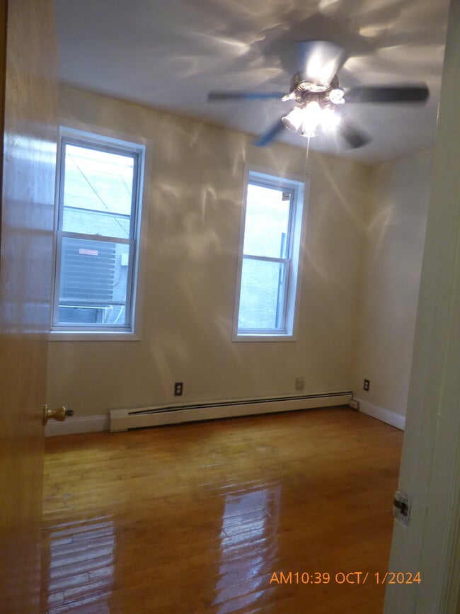 Photo - 3845 Hamilton St Unit 3