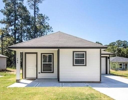 Building Photo - 195 Cherry Tree