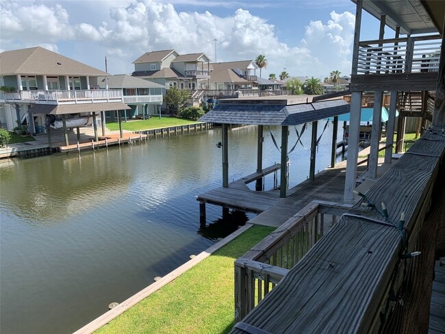 Building Photo - 585 Warsaw Dr