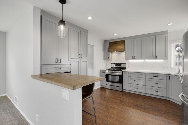 Photo - 2bd/1.5 ba ranch near Old Town