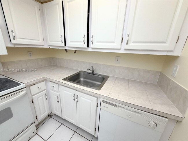 Photo - 498 NW 165th St Unit D-202