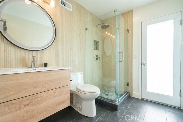 Building Photo - 19116 Nashville St