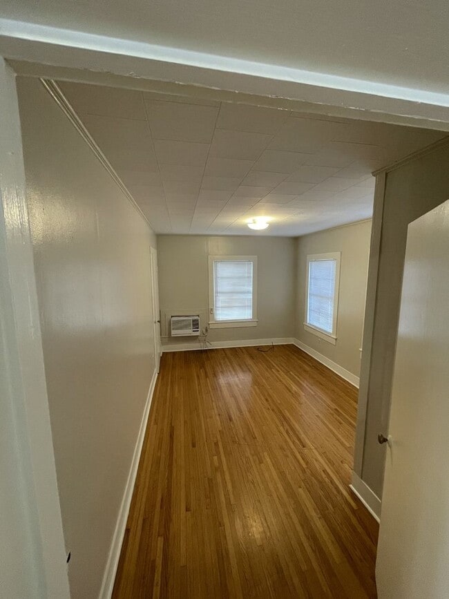 609 Jefferson Blvd Unit B