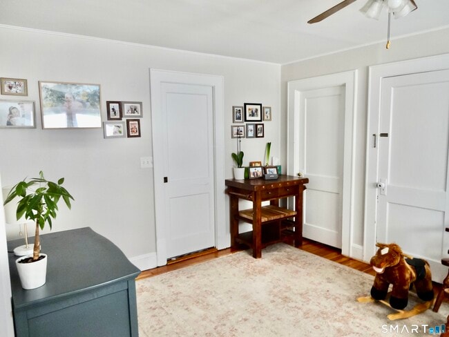 Photo - 75 St Charles Ave