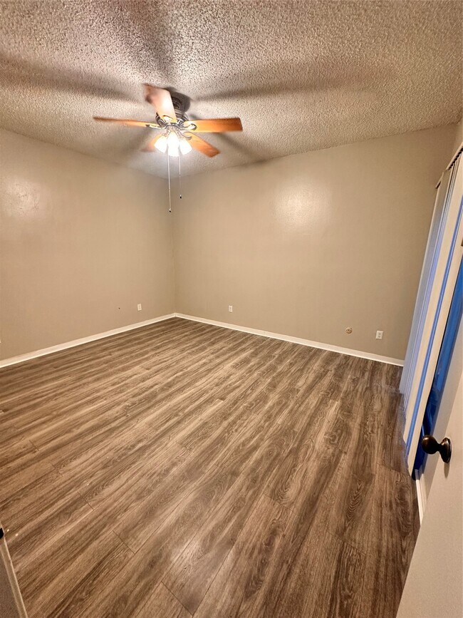 Photo - 3730 Thistlemont Dr Unidad 102