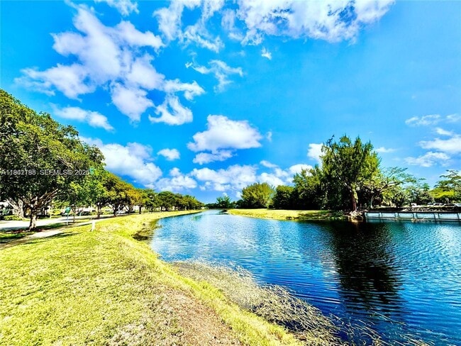 Photo - 3351 S Palm Aire Dr Unit 205