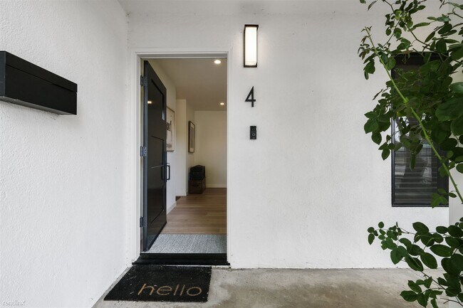 Photo - 3 br, 2 bath House - 4 Arch Way