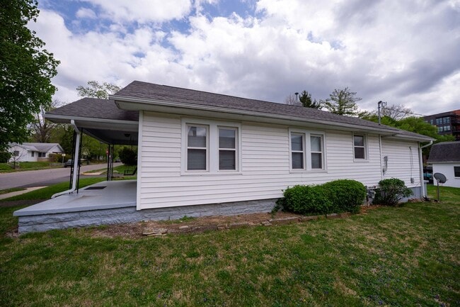 Photo - 112 E 15th St Unit 112 E 15th St