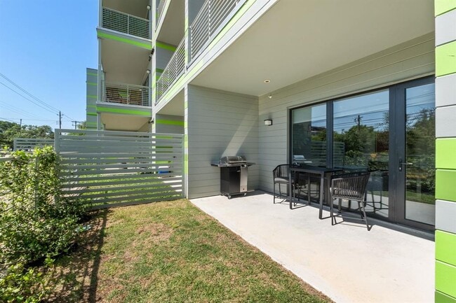 Photo - 4004 Banister Ln Unidad 105