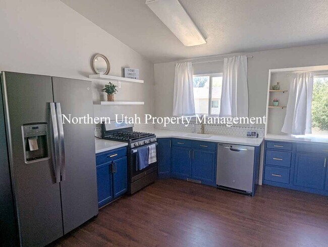 Photo - 3 Bed 2 Bath - HVAC