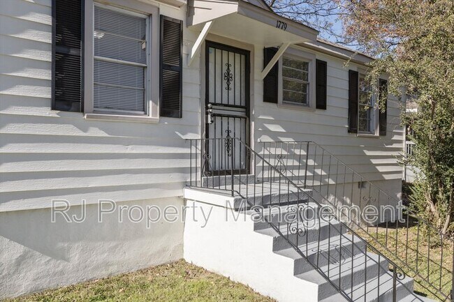 Photo - 1779 Preston St