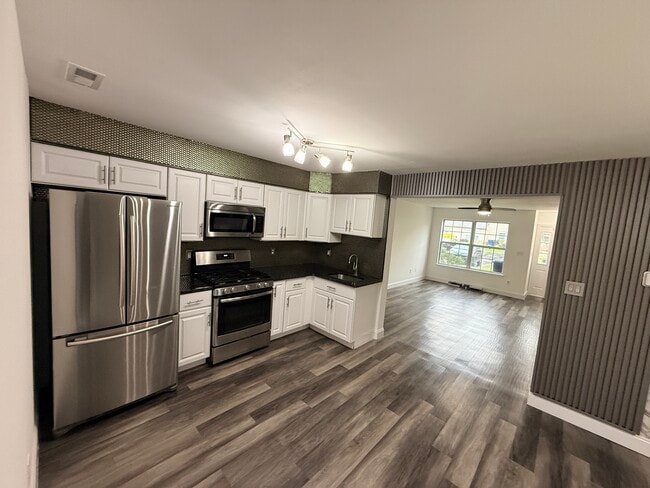 Photo - 2708 Falcon Ct