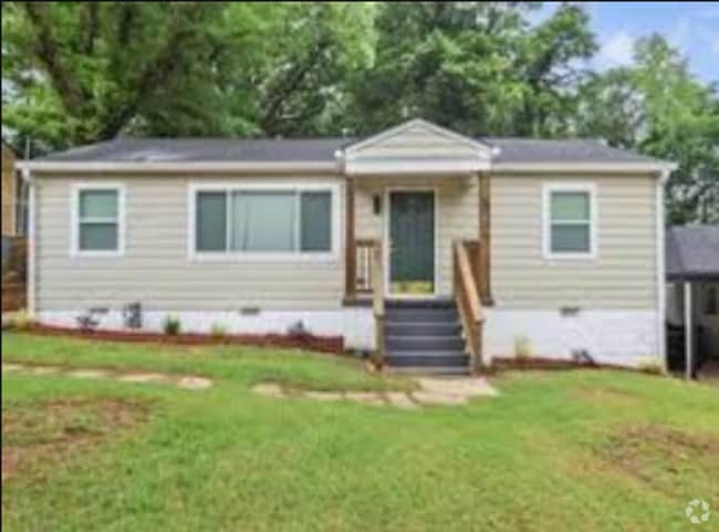 Building Photo - 3 bed 2 bath in Atlanta! Rental
