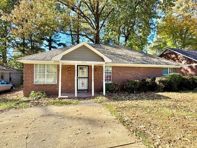 Photo - 4015 Hofburg St