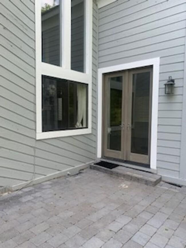 Photo - Beautiful 4 Bedroom 2.5 Bath home in Sun Valley