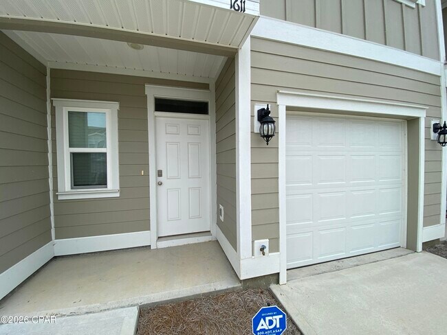 1611 Caleigh Ct