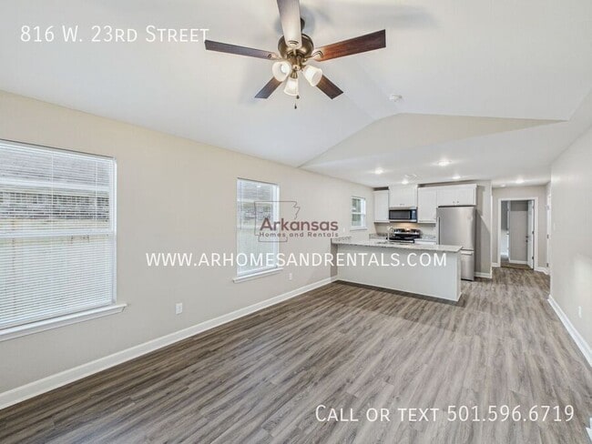 Photo - 816 W 23rd St