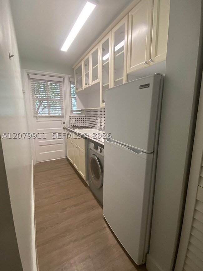 Photo - 1550 Jefferson Ave Unit 2