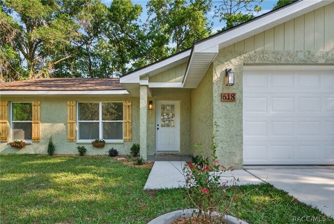 Photo - 618 Spruce St