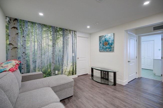 Photo - Single Apartment (brand new)