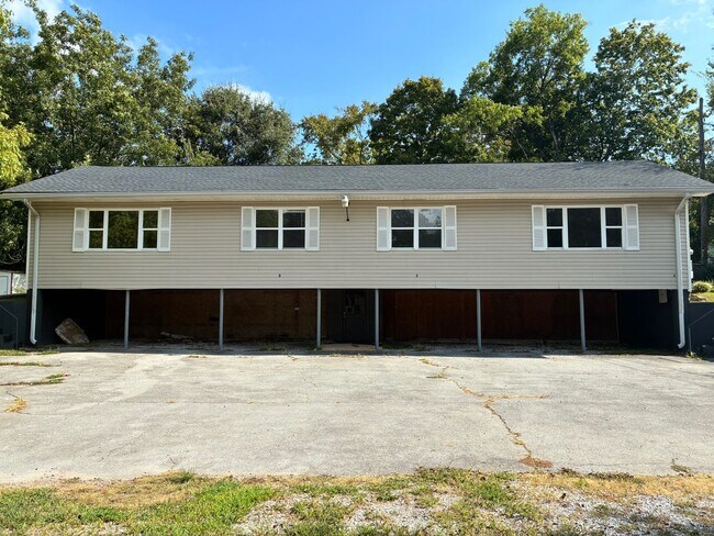 109 Signal View St Unit D