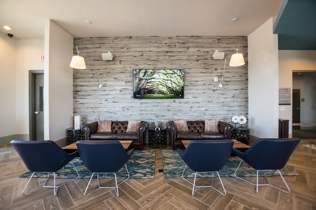 Photo - One305 Central