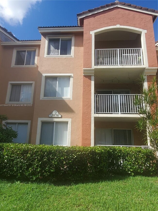 Building Photo - 3874 Lyons Rd Unit 112-6